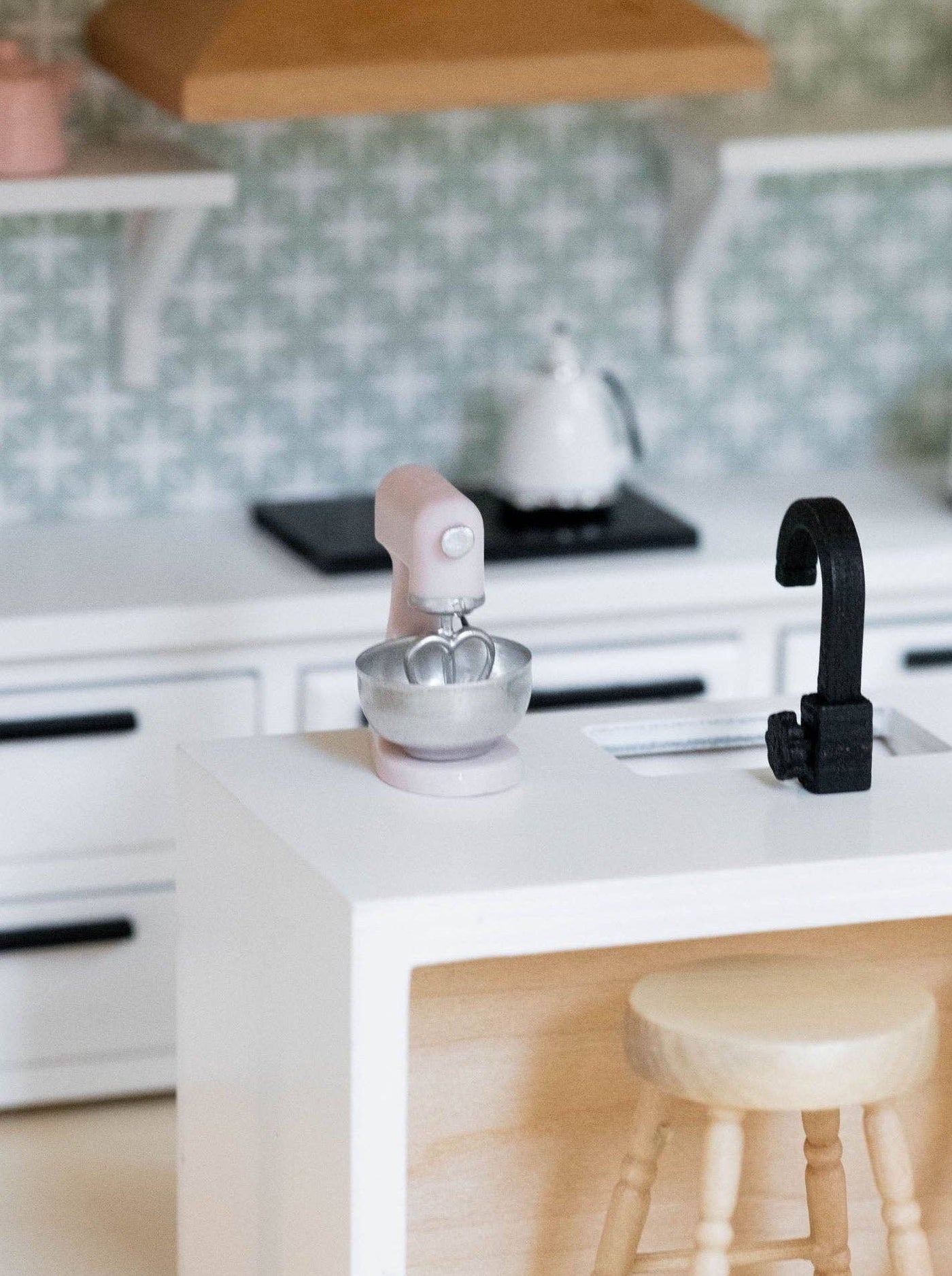 Dollhouse Kitchen Stand Mixer | Pink