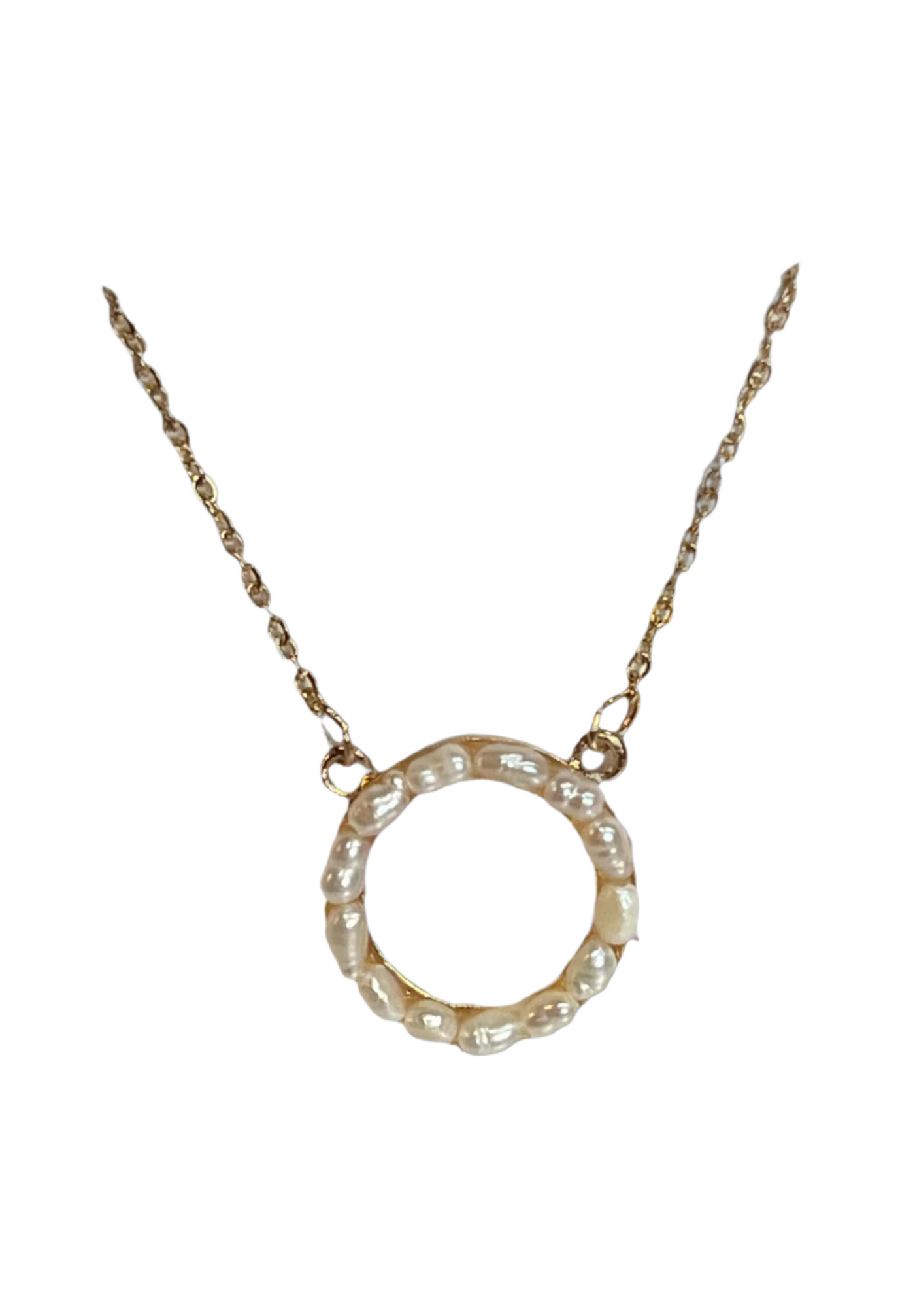 Circle Pearl Necklace