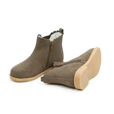 Nicola Scalloped Chelsea Boot Brown