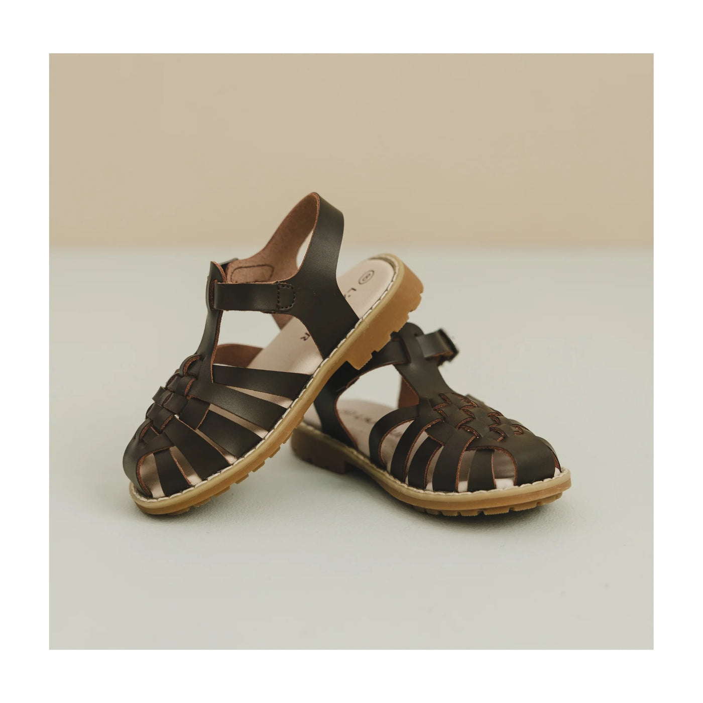 Avery Fisherman Sandal Brown