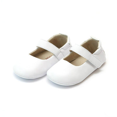 Charlotte Classic Crib Mary Jane White