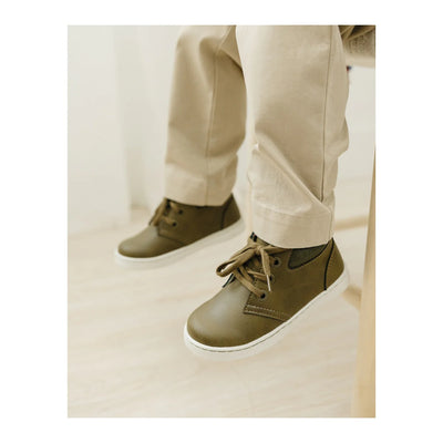 Ian Mid Top Sneaker Olive