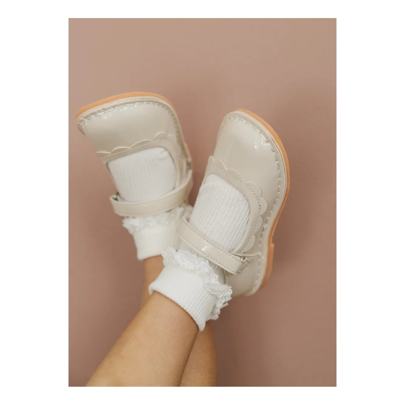 Violette Petal Mary Jane Patent Cream