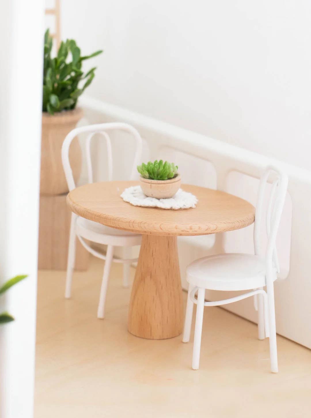Dollhouse Round Bistro Dining Table | Natural Wood