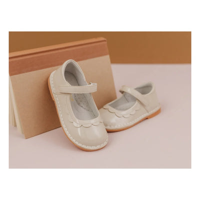 Violette Petal Mary Jane Patent Cream