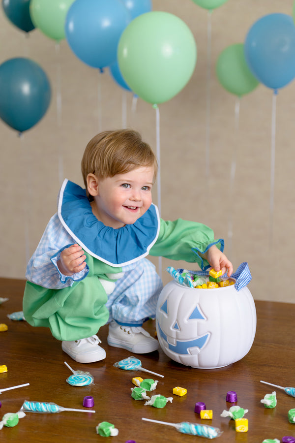 Happy Halloween Costume Grace BG Beale SB Gingham