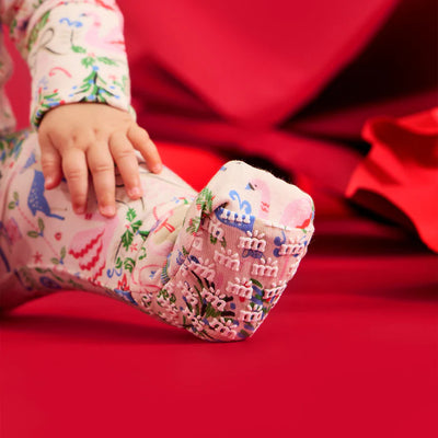 Sugar Plum Dreams Modal Magnetic Footie