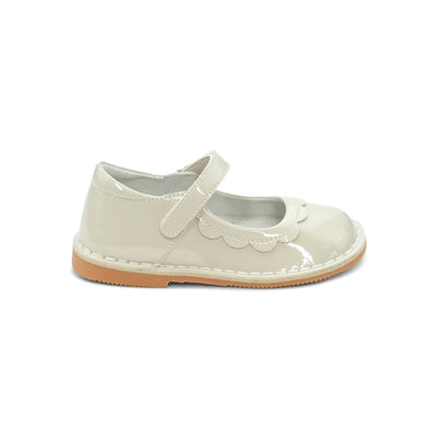 Violette Petal Mary Jane Patent Cream