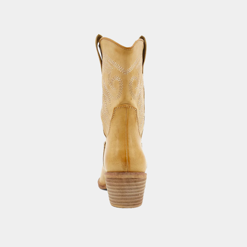 Zahara Natural Boot