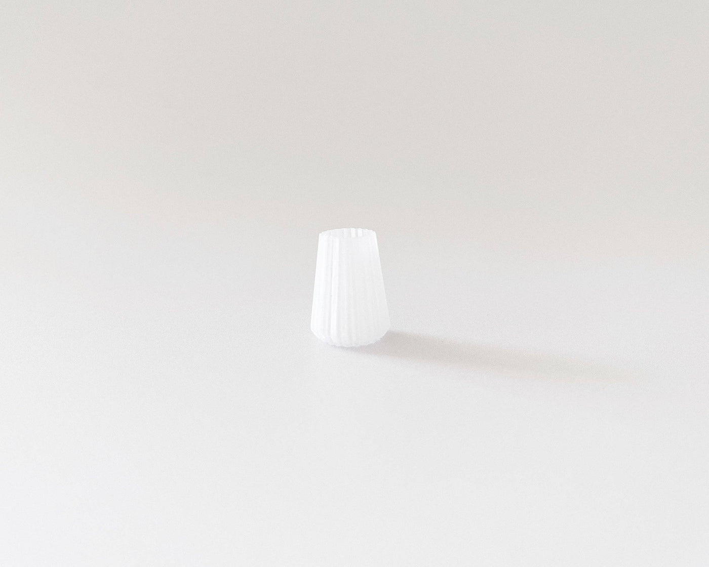 Miniature Dollhouse Vase: Frosted White