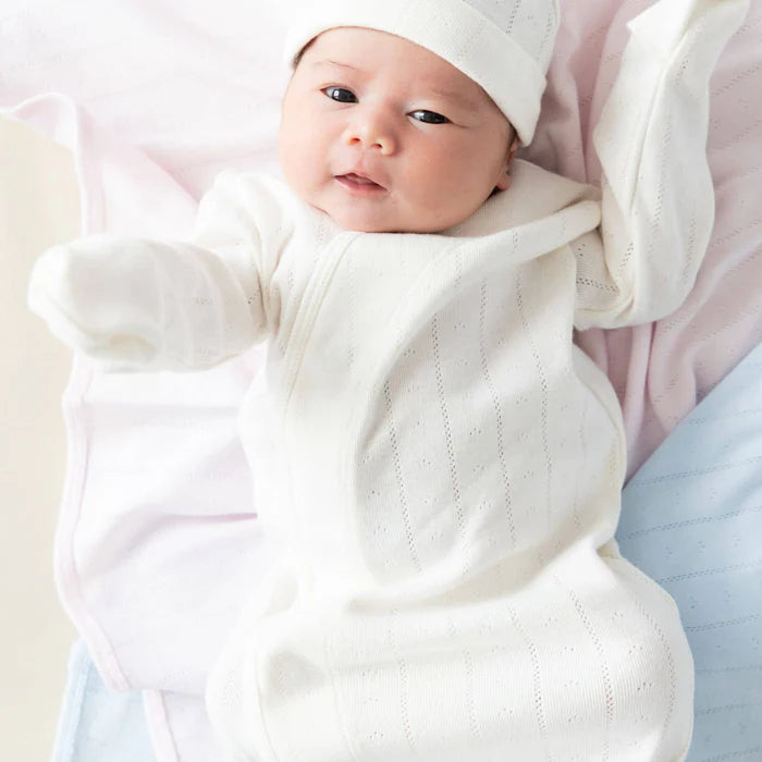 Tofu Love Lines Magnetic Gown & Hat Set