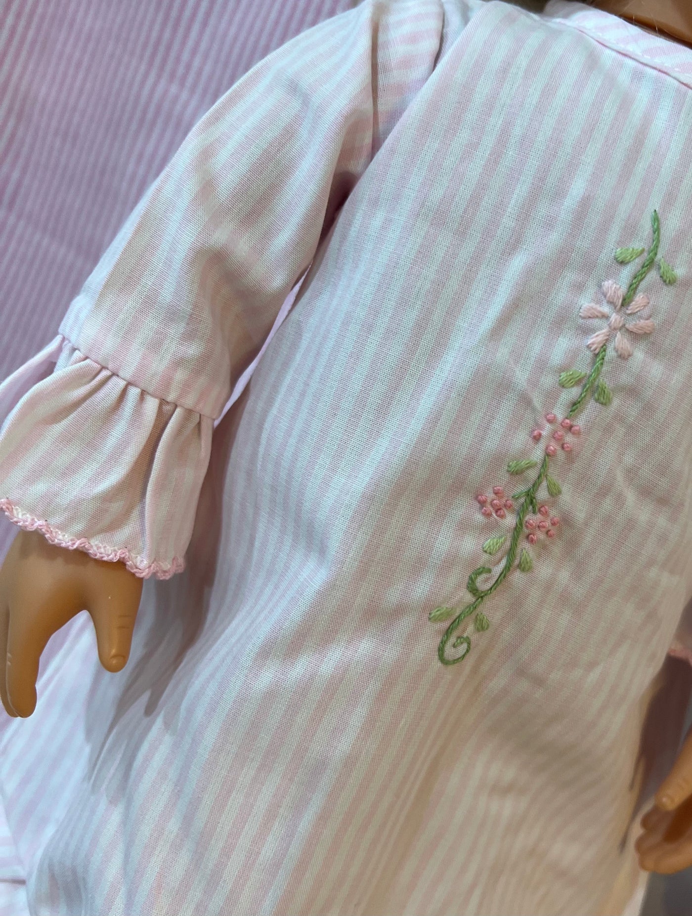 *Sugarplum Tree Exclusive - 18" Dolly Gown - Flower Vine Pink Stripe